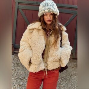 FREE PEOPLE NWT JOLIE OVERSIZED TEDDY JACKET SIZE SMALL (fits S-L) $248 RETAIL